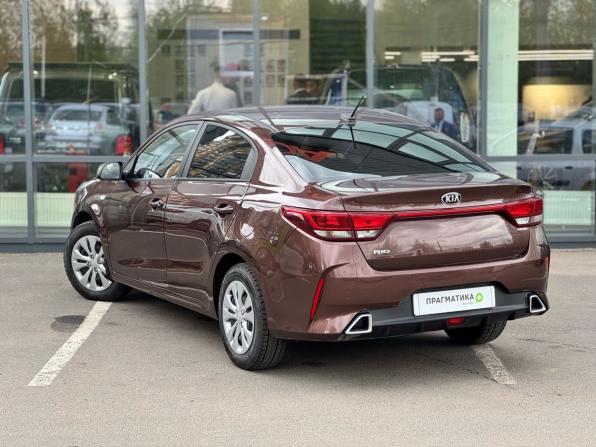 Kia Rio IV Рестайлинг с пробегом 2021 года, цена 1 750 000 рублей, 53780 км, седан, Автокод Объявления