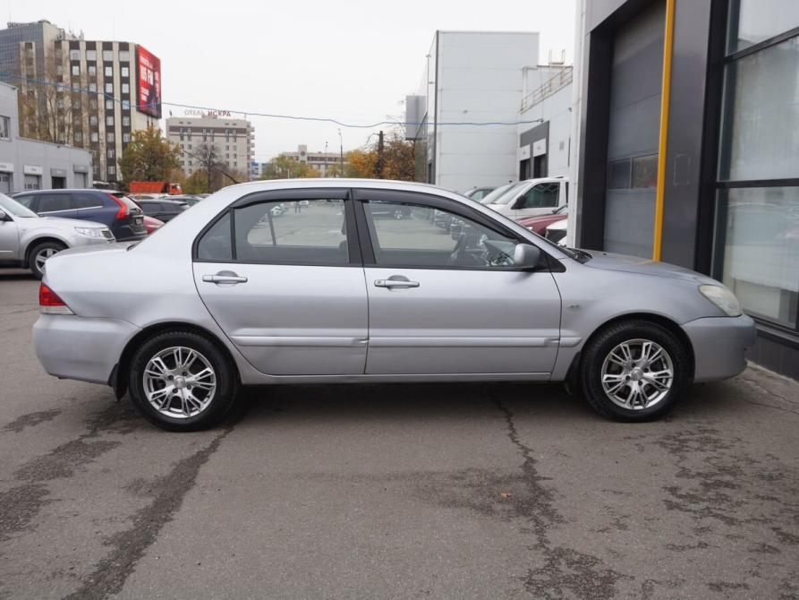 Mitsubishi Lancer IX Рестайлинг Москва  - изображение 4