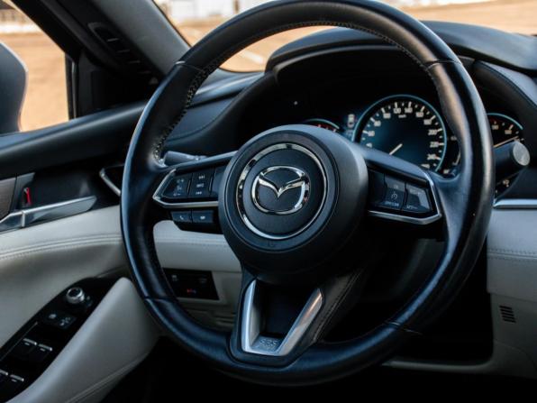 Mazda 6 III (GJ) Рестайлинг 2 с пробегом 2021 года, цена 3 229 000 рублей, 66171 км, седан, Автокод Объявления