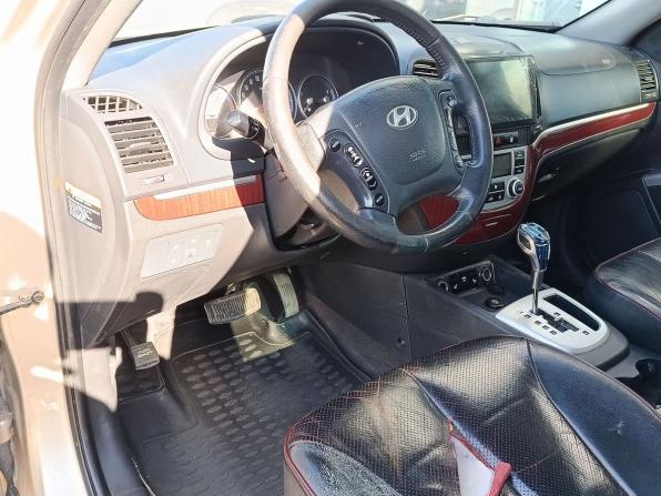 Hyundai Santa Fe II с пробегом 2008 года, цена 719 000 рублей, 359069 км, внедорожник, Автокод Объявления