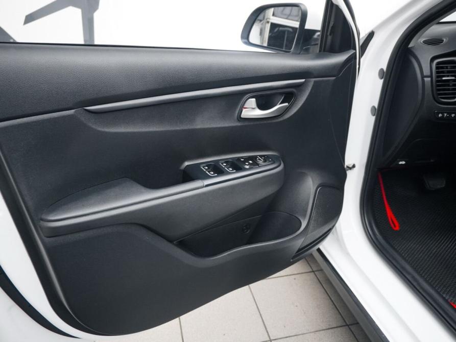 Kia Rio IV Рестайлинг Ростов-на-Дону  - изображение 10