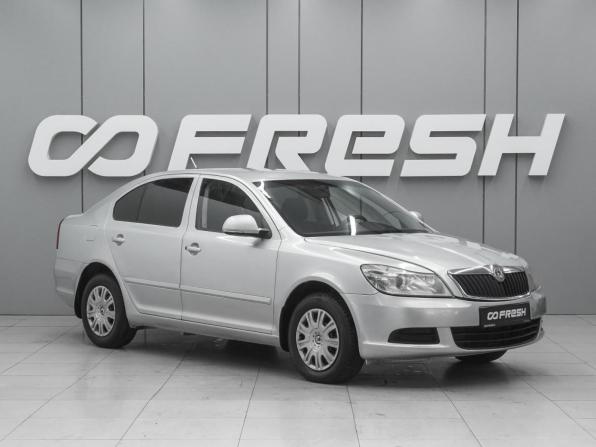 Skoda Octavia II (A5) Рестайлинг с пробегом 2013 года, цена 780 000 рублей, 199246 км, лифтбек, Автокод Объявления