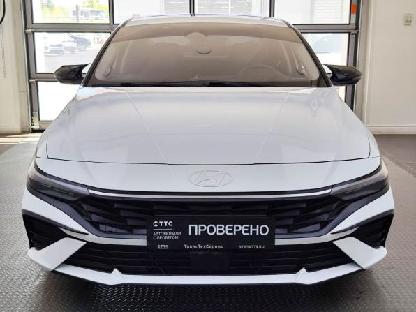 Hyundai Elantra VII (CN7) Рестайлинг с пробегом 2023 года, цена 2 205 000 рублей, 41076 км, седан, Автокод Объявления