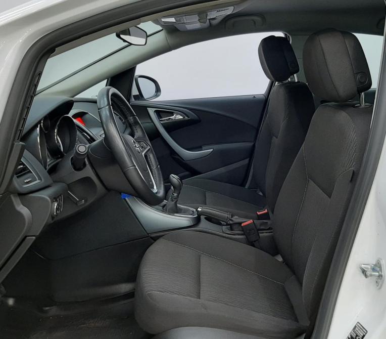 Opel Astra J Рестайлинг Москва  - изображение 10
