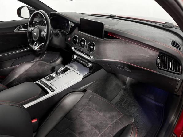 Kia Stinger I Рестайлинг с пробегом 2022 года, цена 3 299 000 рублей, 49000 км, лифтбек, Автокод Объявления