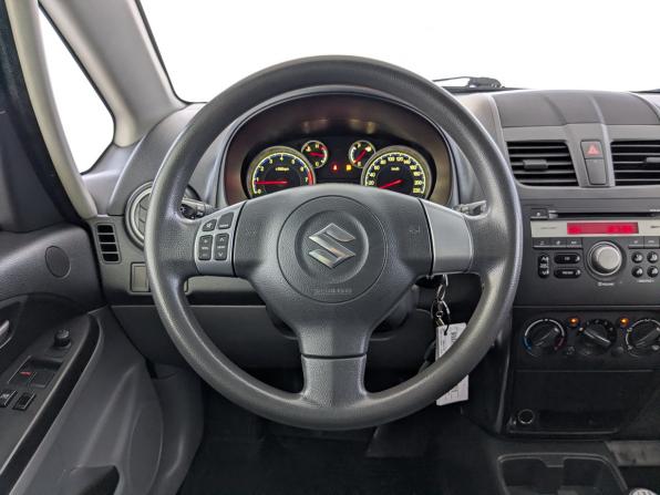 Suzuki SX4 I (Classic) Рестайлинг с пробегом 2013 года, цена 825 000 рублей, 205822 км, хэтчбек, Автокод Объявления