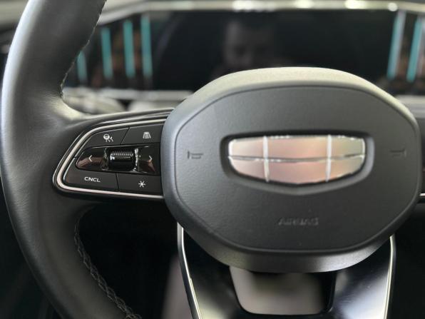 Geely Atlas II с пробегом 2024 года, цена 2 360 000 рублей, 81491 км, внедорожник, Автокод Объявления