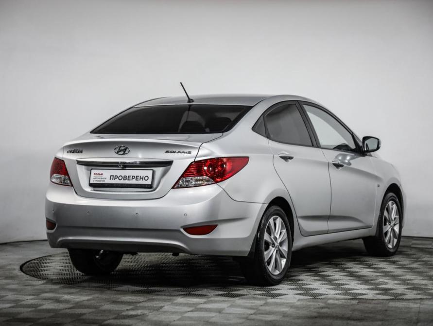 Hyundai Solaris I Санкт-Петербург  - изображение 5