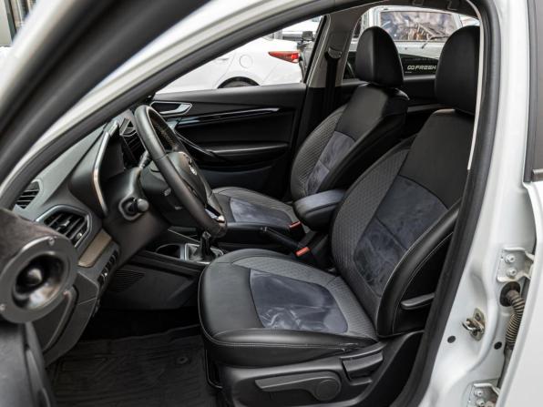 Lada (ВАЗ) Vesta I Рестайлинг (NG) с пробегом 2023 года, цена 1 160 000 рублей, 61402 км, седан, Автокод Объявления