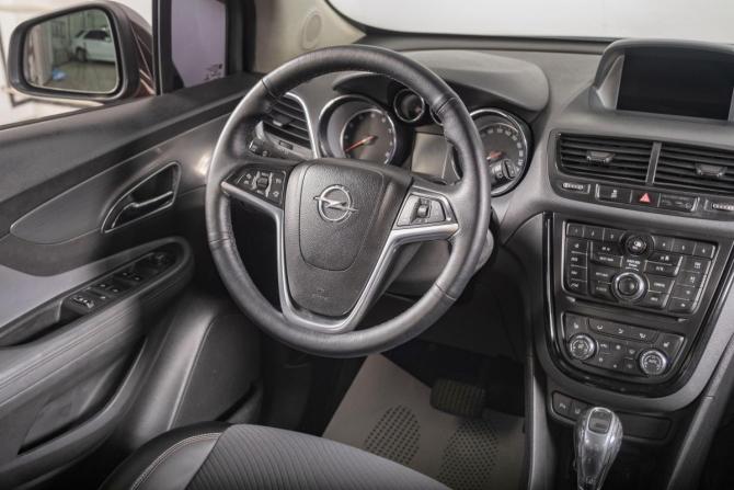 Opel Mokka I с пробегом 2014 года, цена 1 249 000 рублей, 176500 км, внедорожник, Автокод Объявления