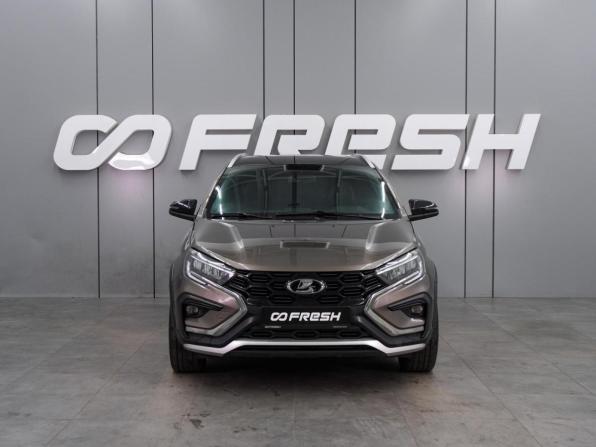 Lada (ВАЗ) Vesta I Рестайлинг (NG) с пробегом 2025 года, цена 1 649 000 рублей, 22801 км, универсал, Автокод Объявления