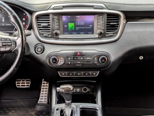 Kia Sorento III Prime с пробегом 2017 года, цена 2 250 000 рублей, 211921 км, внедорожник, Автокод Объявления