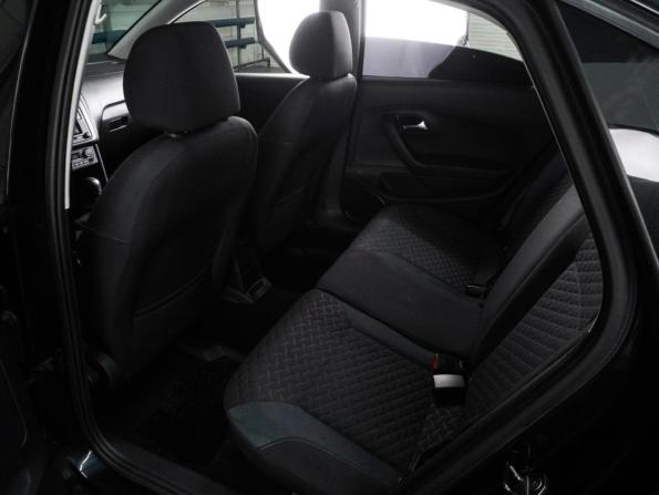 Volkswagen Polo V Рестайлинг с пробегом 2019 года, цена 1 299 000 рублей, 114720 км, седан, Автокод Объявления