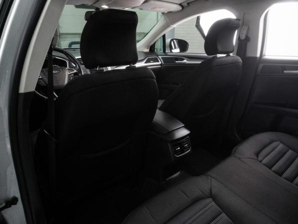 Ford Mondeo V с пробегом 2018 года, цена 1 449 000 рублей, 142234 км, седан, Автокод Объявления