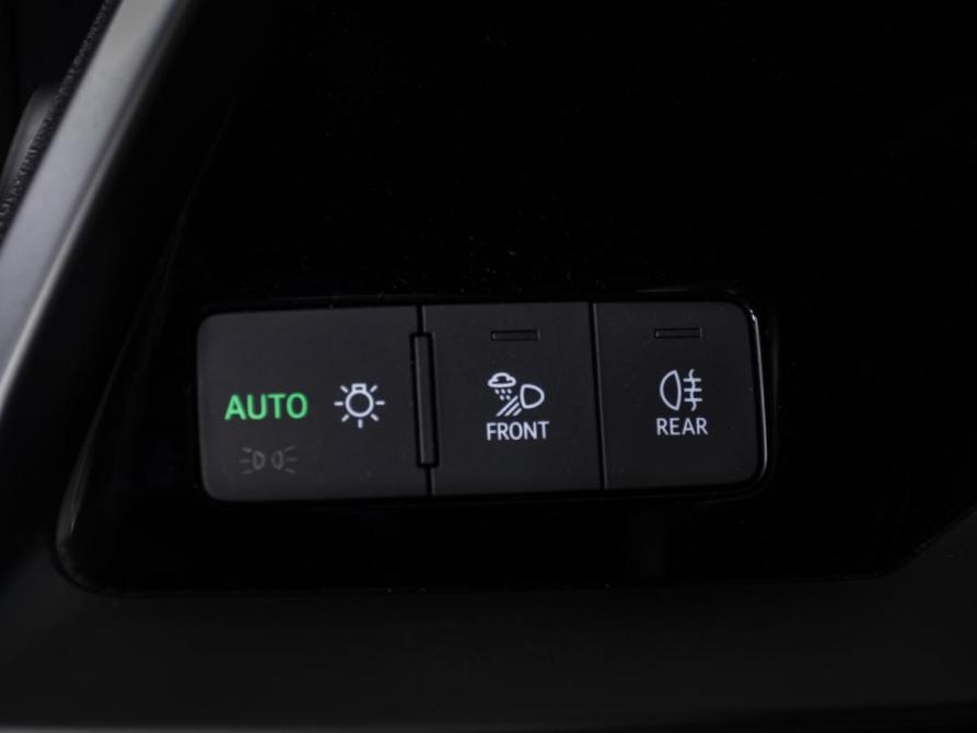 Audi A3 IV (8Y) Москва  - изображение 17