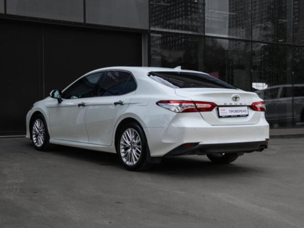 Toyota Camry VIII (XV70) с пробегом 2019 года, цена 3 050 000 рублей, 111849 км, седан, Автокод Объявления
