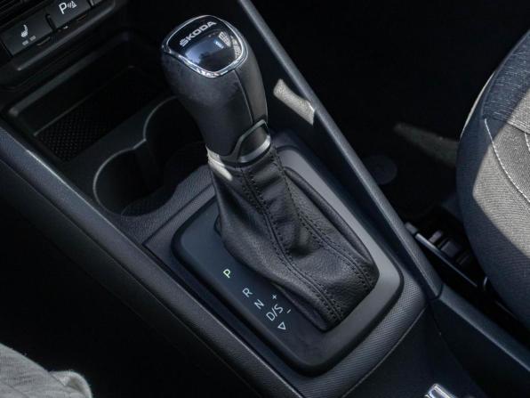 Skoda Rapid II с пробегом 2022 года, цена 1 919 000 рублей, 67337 км, лифтбек, Автокод Объявления