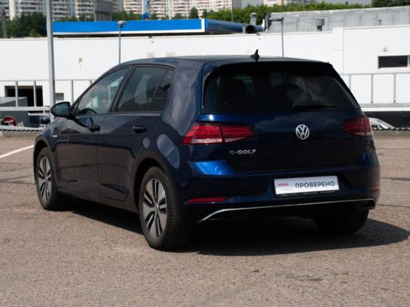 Volkswagen Golf VII Рестайлинг с пробегом 2019 года, цена 1 788 000 рублей, 41000 км, хэтчбек, Автокод Объявления