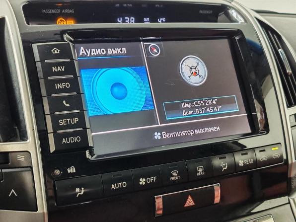 Toyota Land Cruiser 200 Series Рестайлинг 1 с пробегом 2014 года, цена 3 120 000 рублей, 300700 км, внедорожник, Автокод Объявления