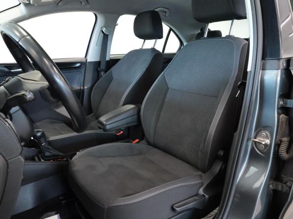 Volkswagen Polo VI с пробегом 2020 года, цена 1 368 100 рублей, 174925 км, лифтбек, Автокод Объявления