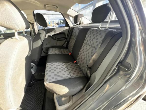 Ford Focus II Рестайлинг с пробегом 2009 года, цена 395 000 рублей, 217110 км, седан, Автокод Объявления