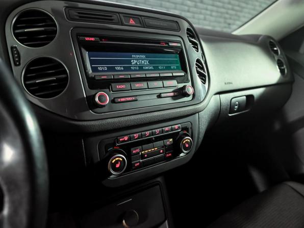 Volkswagen Tiguan I Рестайлинг с пробегом 2011 года, цена 1 299 000 рублей, 213328 км, внедорожник, Автокод Объявления