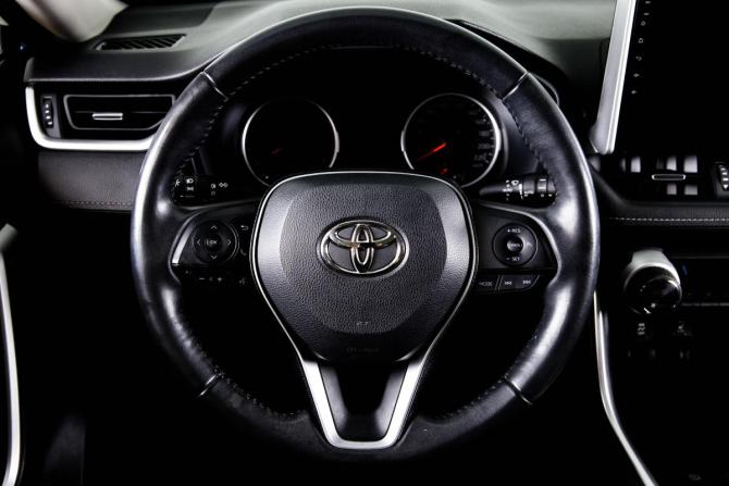 Toyota RAV4 V (XA50) с пробегом 2020 года, цена 2 859 000 рублей, 143000 км, внедорожник, Автокод Объявления