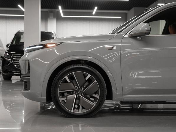 Li Auto (Lixiang) L9 I Рестайлинг с пробегом 2025 года, цена 9 300 000 рублей, 30 км, внедорожник, Автокод Объявления