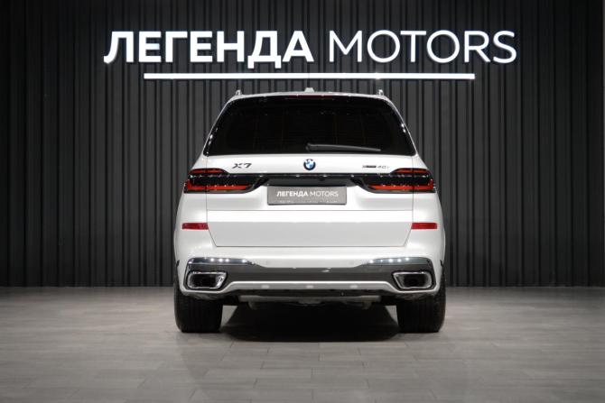 BMW X7 I (G07) Рестайлинг с пробегом 2023 года, цена 13 300 000 рублей, 3455 км, внедорожник, Автокод Объявления