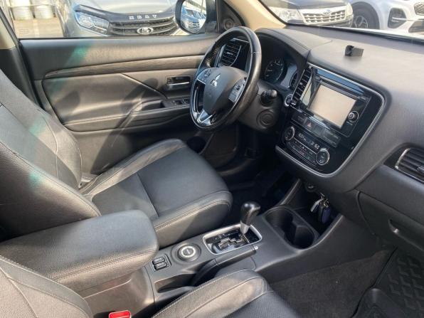 Mitsubishi Outlander III Рестайлинг 2 с пробегом 2016 года, цена 1 620 000 рублей, 164064 км, внедорожник, Автокод Объявления