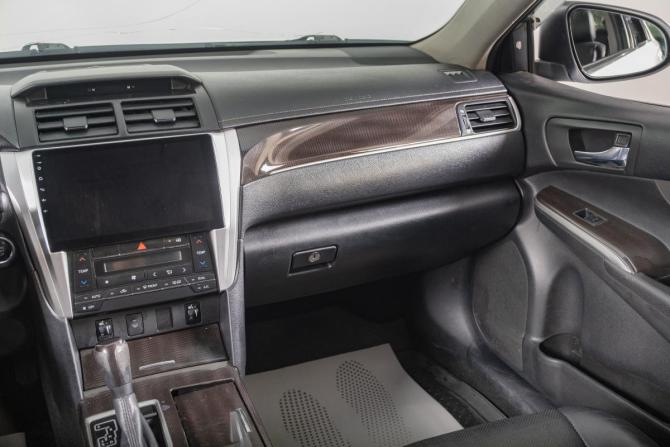 Toyota Camry VIII (XV70) Рестайлинг с пробегом 2017 года, цена 1 299 000 рублей, 420000 км, седан, Автокод Объявления