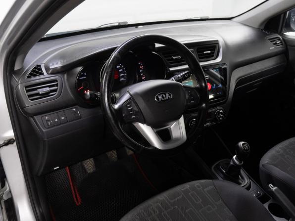 Kia Rio III с пробегом 2013 года, цена 850 000 рублей, 153189 км, хэтчбек, Автокод Объявления