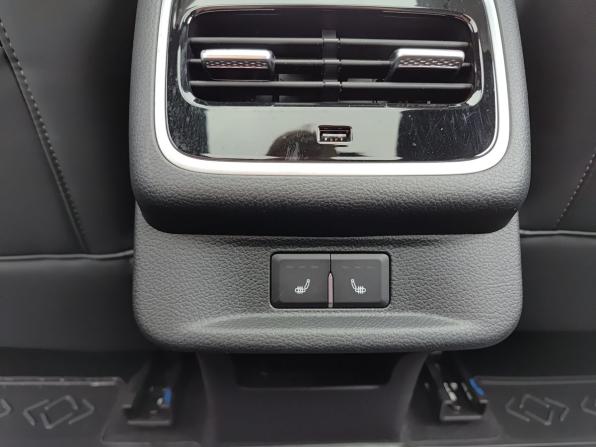 Chery Tiggo 7L с пробегом 2025 года, цена 2 399 800 рублей, 7500 км, внедорожник, Автокод Объявления