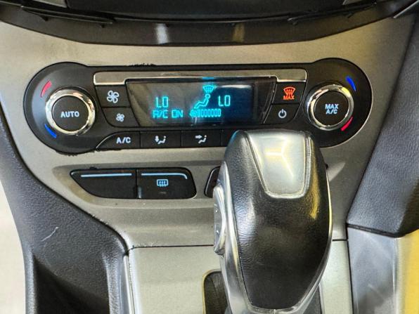 Ford Focus III с пробегом 2011 года, цена 679 000 рублей, 172898 км, хэтчбек, Автокод Объявления
