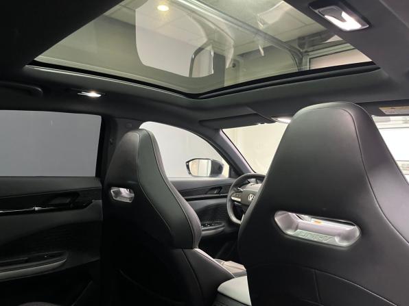 Changan UNI-V I с пробегом 2023 года, цена 2 250 000 рублей, 29184 км, лифтбек, Автокод Объявления