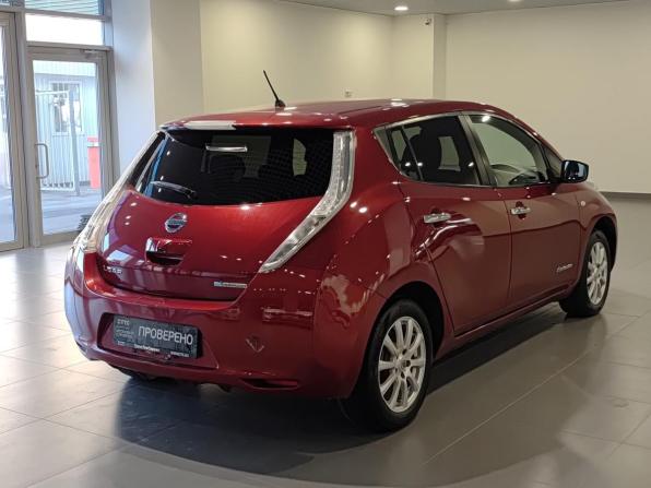 Nissan Leaf I (ZE0/AZE0) с пробегом 2015 года, цена 870 000 рублей, 199583 км, хэтчбек, Автокод Объявления
