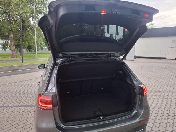 Mercedes-Benz B-Класс III (W247) с пробегом 2020 года, цена 2 200 000 рублей, 98882 км, хэтчбек, Автокод Объявления