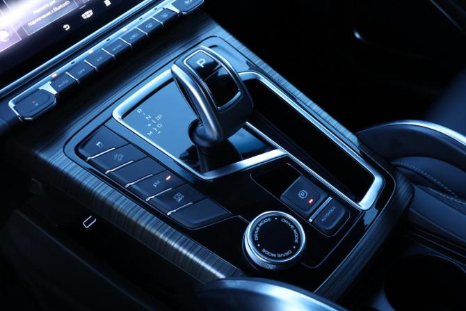 Geely Atlas Pro с пробегом 2022 года, цена 1 745 000 рублей, 96442 км, внедорожник, Автокод Объявления
