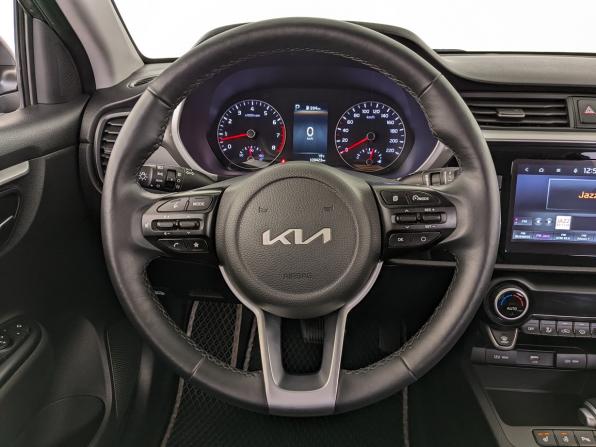 Kia Rio IV Рестайлинг с пробегом 2021 года, цена 1 650 000 рублей, 109420 км, седан, Автокод Объявления