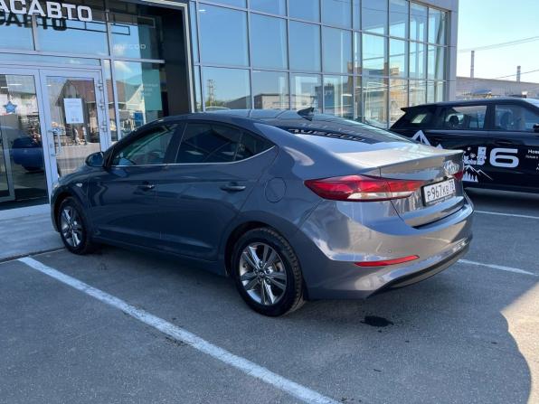 Hyundai Elantra VI (AD) с пробегом 2017 года, цена 1 259 000 рублей, 172000 км, седан, Автокод Объявления