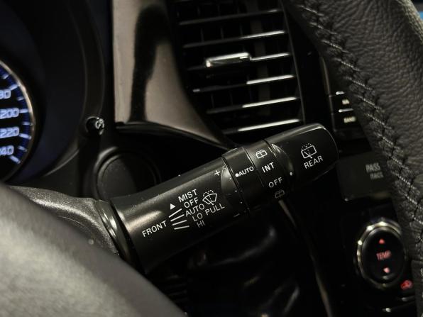 Mitsubishi Outlander III Рестайлинг 2 с пробегом 2015 года, цена 1 650 000 рублей, 215441 км, внедорожник, Автокод Объявления