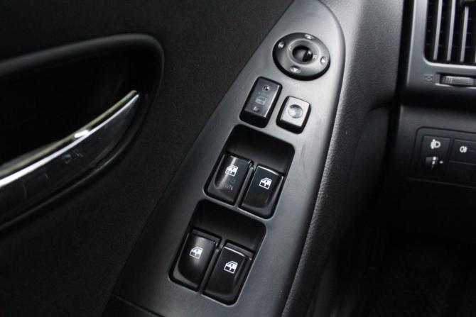 Hyundai Elantra IV (HD) с пробегом 2011 года, цена 665 000 рублей, 217699 км, седан, Автокод Объявления