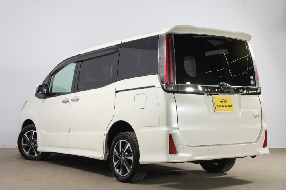 Toyota Noah III (R80) Рестайлинг Новосибирск  - изображение 5