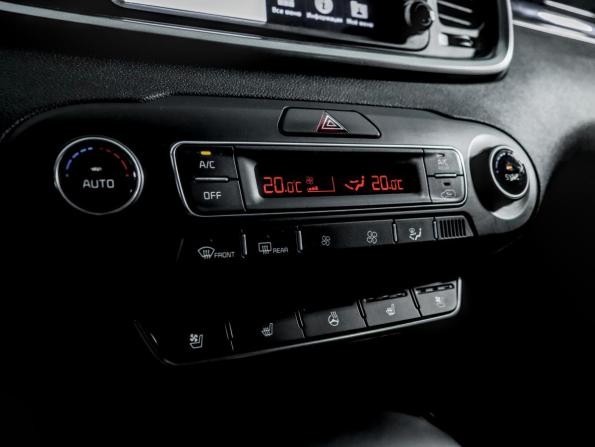 Kia Sorento III Prime Рестайлинг с пробегом 2019 года, цена 2 800 000 рублей, 84261 км, внедорожник, Автокод Объявления