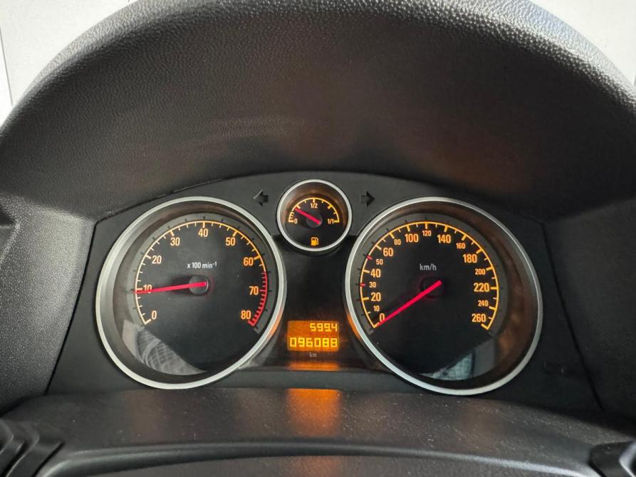 Opel Astra H Рестайлинг Волжский  - изображение 15