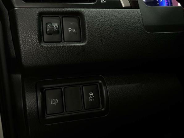 Toyota Camry VII (XV50) Рестайлинг с пробегом 2015 года, цена 1 690 000 рублей, 171674 км, седан, Автокод Объявления