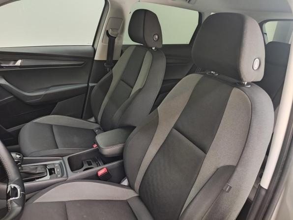 Skoda Karoq I с пробегом 2021 года, цена 2 580 000 рублей, 69271 км, внедорожник, Автокод Объявления