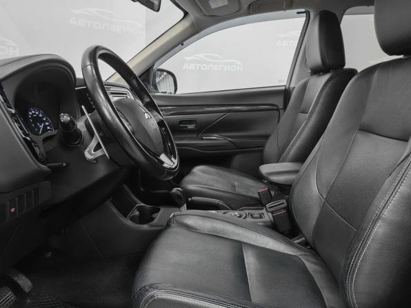 Mitsubishi Outlander III Рестайлинг 2 с пробегом 2016 года, цена 2 480 000 рублей, 71100 км, внедорожник, Автокод Объявления