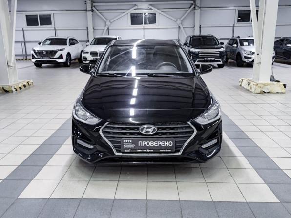 Hyundai Solaris II с пробегом 2019 года, цена 935 000 рублей, 154995 км, седан, Автокод Объявления