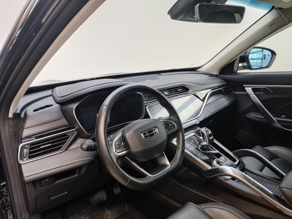 Geely Atlas Pro с пробегом 2023 года, цена 2 350 000 рублей, 16256 км, внедорожник, Автокод Объявления